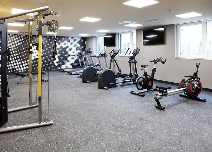 Hampton By Hilton Messe 3*