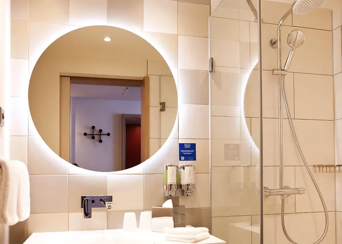Hotel Hampton By Hilton Messe