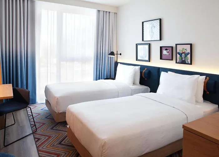 Hampton By Hilton Messe Hotel 3*