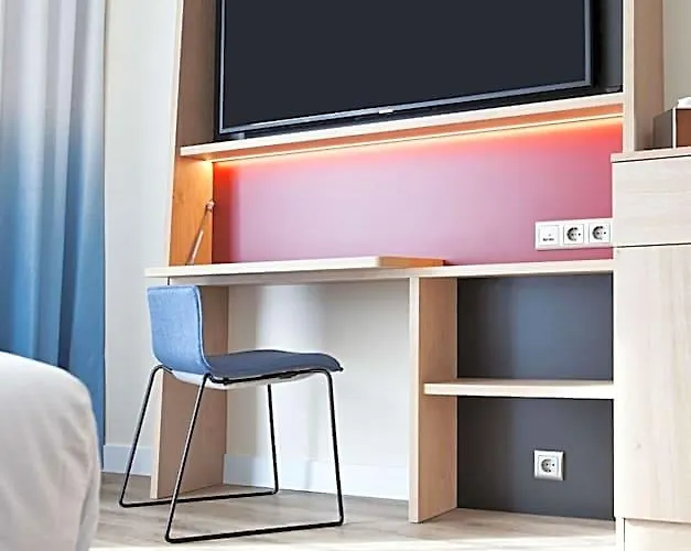 Hotel Hampton By Hilton Messe 3*